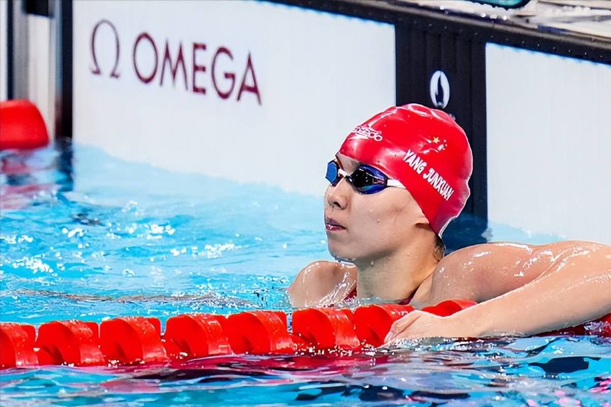 开云体育官网-游泳选手刷新世界纪录，震撼全场