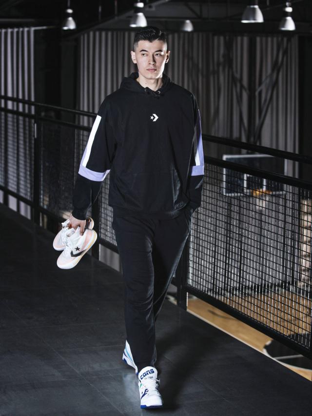 深圳队力克青岛队,字母哥刷新纪录 深圳队力克青岛队,字母哥刷新纪录