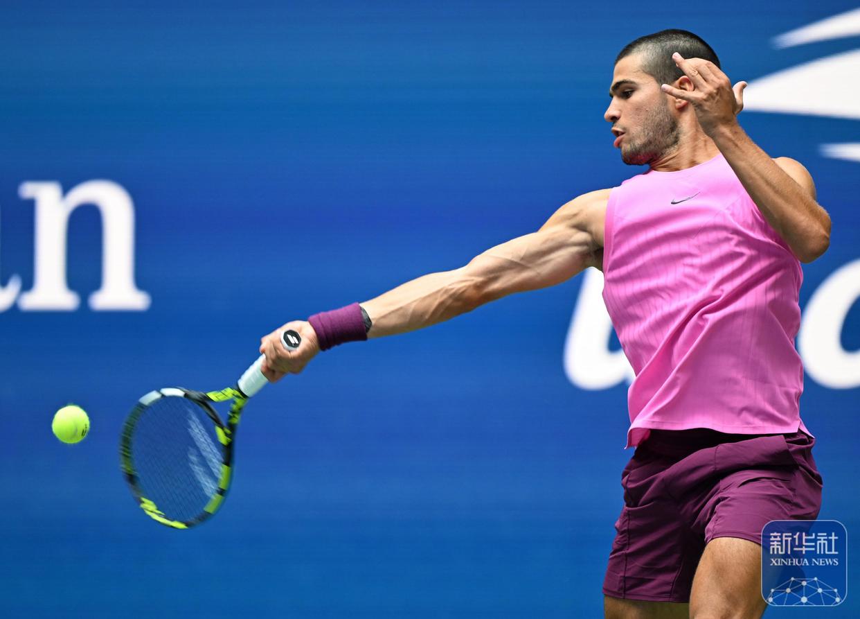 开云APP-ATP总决赛翻盘美网，阿尔卡拉斯惊艳四座